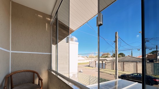 CASA COM QUINTAL NO CENTRO DE PIRAQUARA